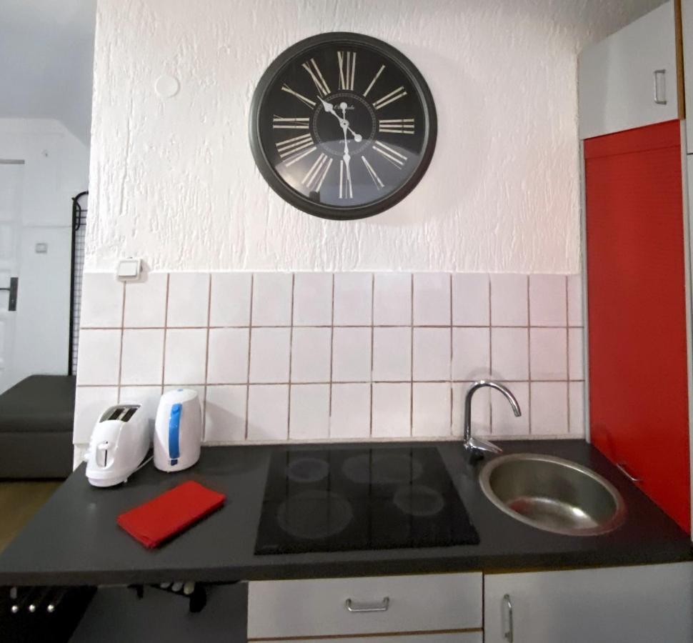 Twin Studio Apartments Zemun Beograd Ngoại thất bức ảnh